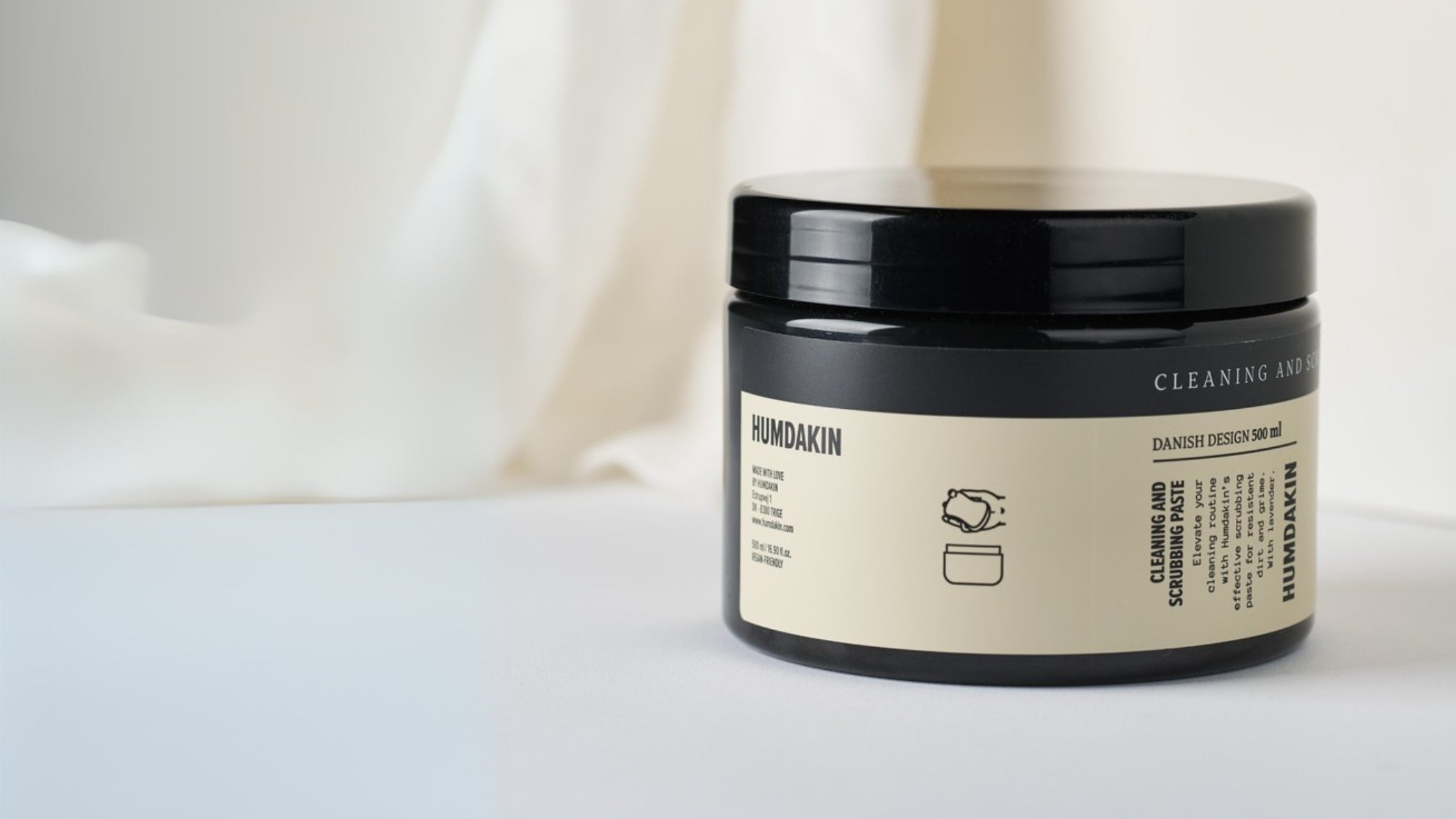 Få dit hjem til at skinne med Humdakins Cleaning and Scrubbing Paste