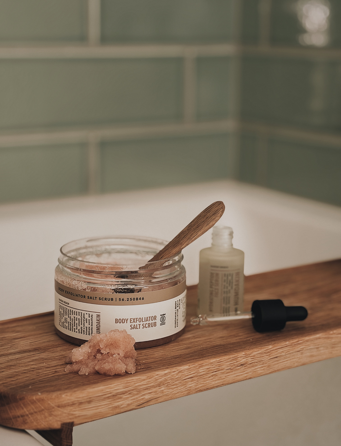 HUMDAKIN Krops Eksfolierende Saltscrub Hair and Body Care