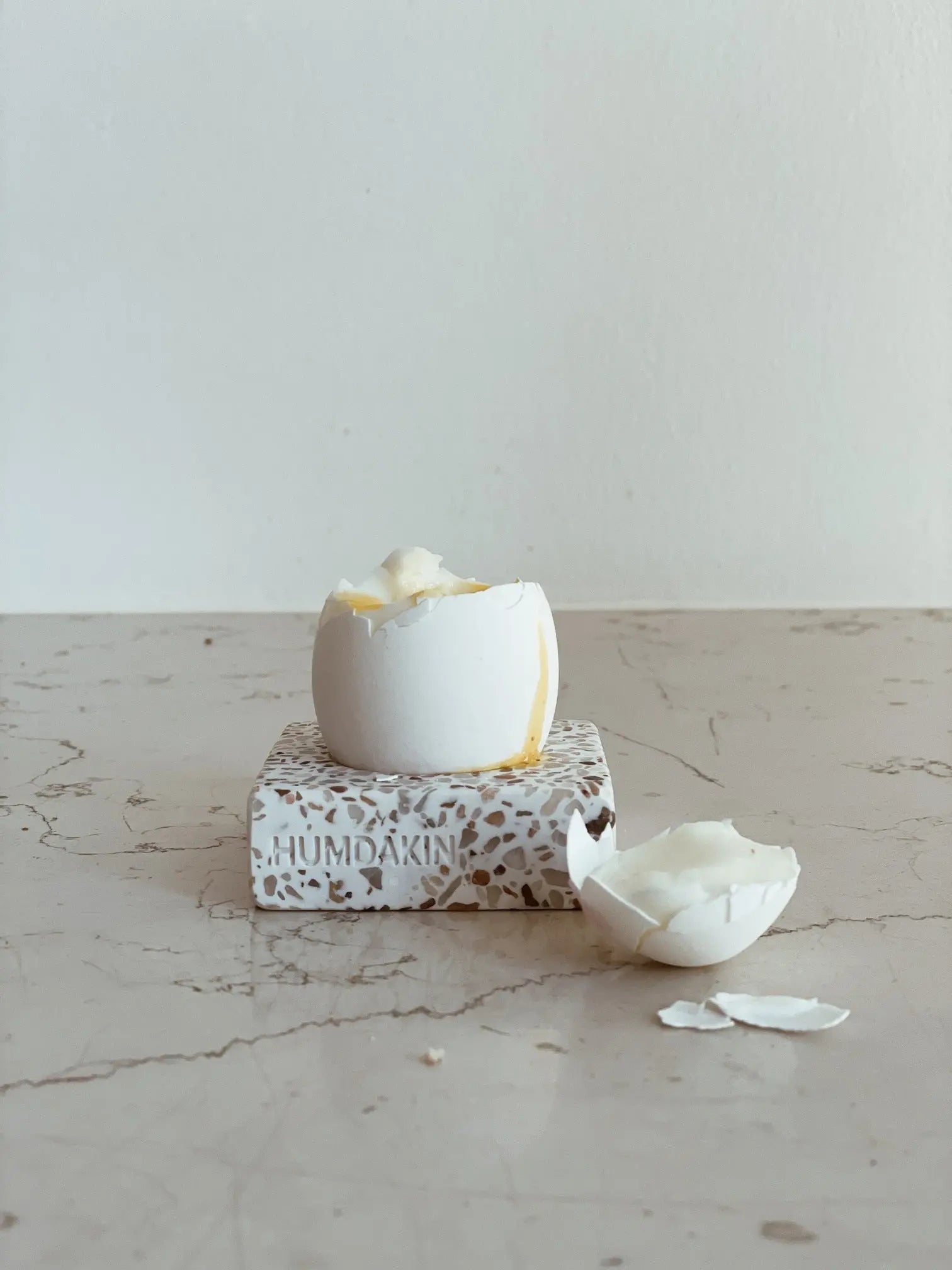HUMDAKIN Terrazzo Æggebakke - Enkelt Terrazzo 138 Red/Beige